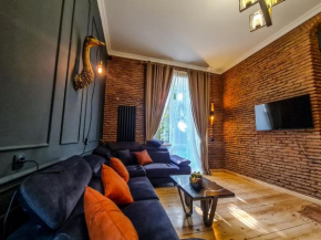 Top Floor Apartment+Balcony in sololaki / Room 25